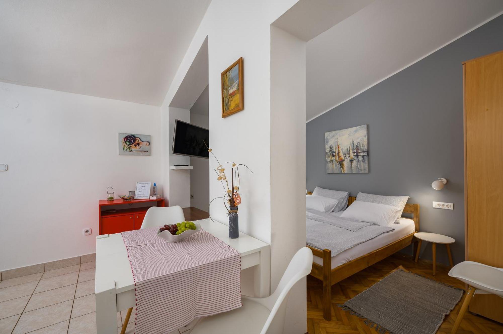 Apartments Tena Porec Luaran gambar